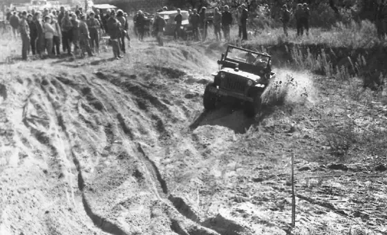 Koło starych aut „AS” — zdjęcie 65 z 84