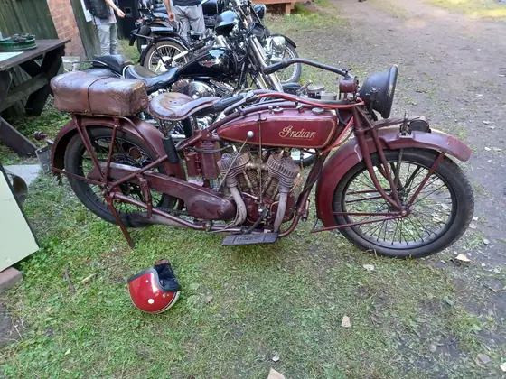 45-lecie BMW Veteran Club Toruń 2022 — zdjęcie 10 z 19
