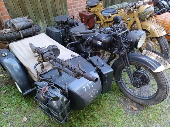 45-lecie BMW Veteran Club Toruń 2022 — zdjęcie 12 z 19