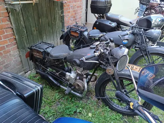 45-lecie BMW Veteran Club Toruń 2022 — zdjęcie 15 z 19