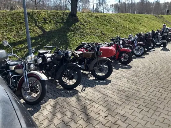 Rozpoczęcie sezonu Oldtimer Club Poland 2022 — zdjęcie 17 z 22