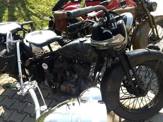 Rozpoczęcie sezonu Oldtimer Club Poland 2022 — zdjęcie 18 z 22