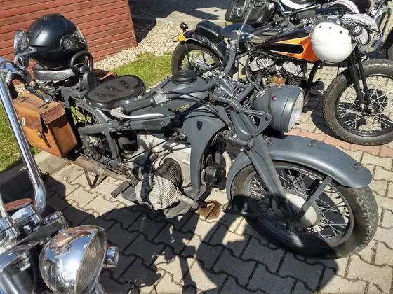 Rozpoczęcie sezonu Oldtimer Club Poland 2022 — zdjęcie 19 z 22