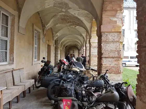 Rozpoczęcie sezonu Oldtimer Club Poland 2024 — zdjęcie 22 z 46