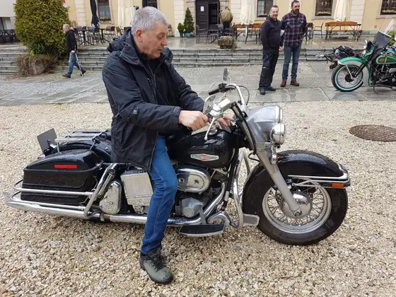 Rozpoczęcie sezonu Oldtimer Club Poland 2024 — zdjęcie 45 z 46