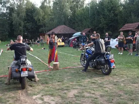 Zlot Miłośników Żelastwa — Lutomiersk 2023 — zdjęcie 12 z 78