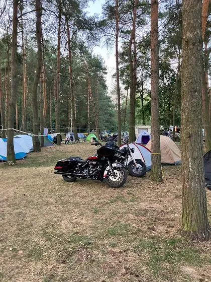 Zlot Miłośników Żelastwa — Lutomiersk 2024 — zdjęcie 53 z 72